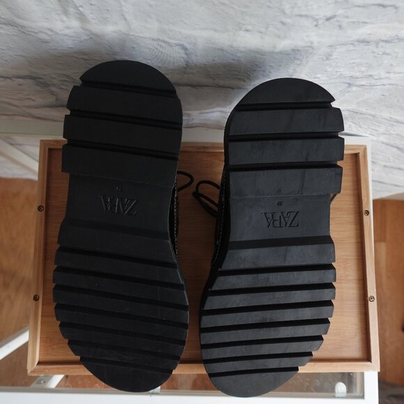 Zara Contrast Stitch Vegan Patent Boat Shoes - Picture 7 of 9